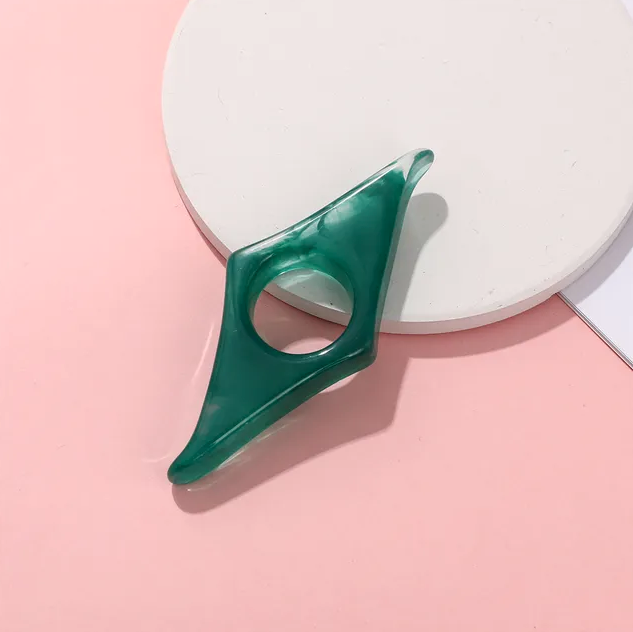 Geometric ThumbMate