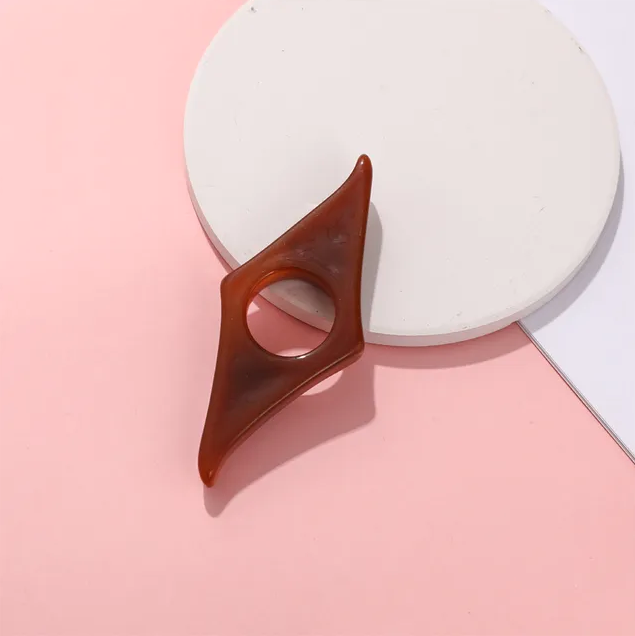 Geometric ThumbMate