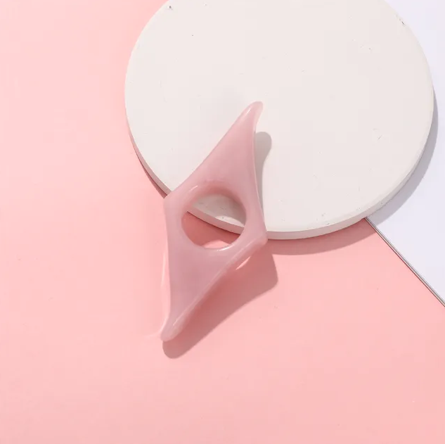 Geometric ThumbMate